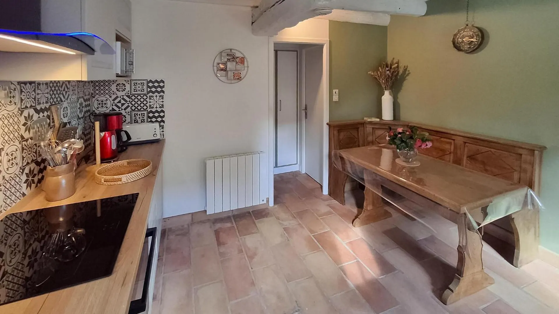 2 Bedroom Stunning Home In Caden