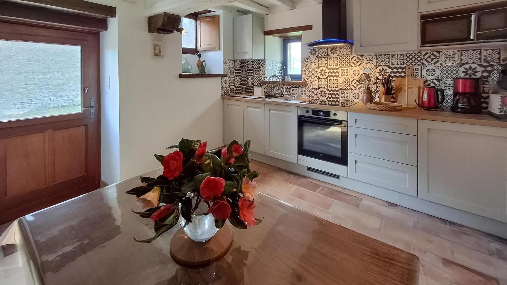 2 Bedroom Stunning Home In Caden